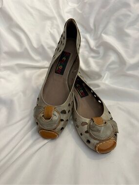 EUC Vintage Everybody by B.Z. Moda Bollo 20875 Leather Cutout Flats
